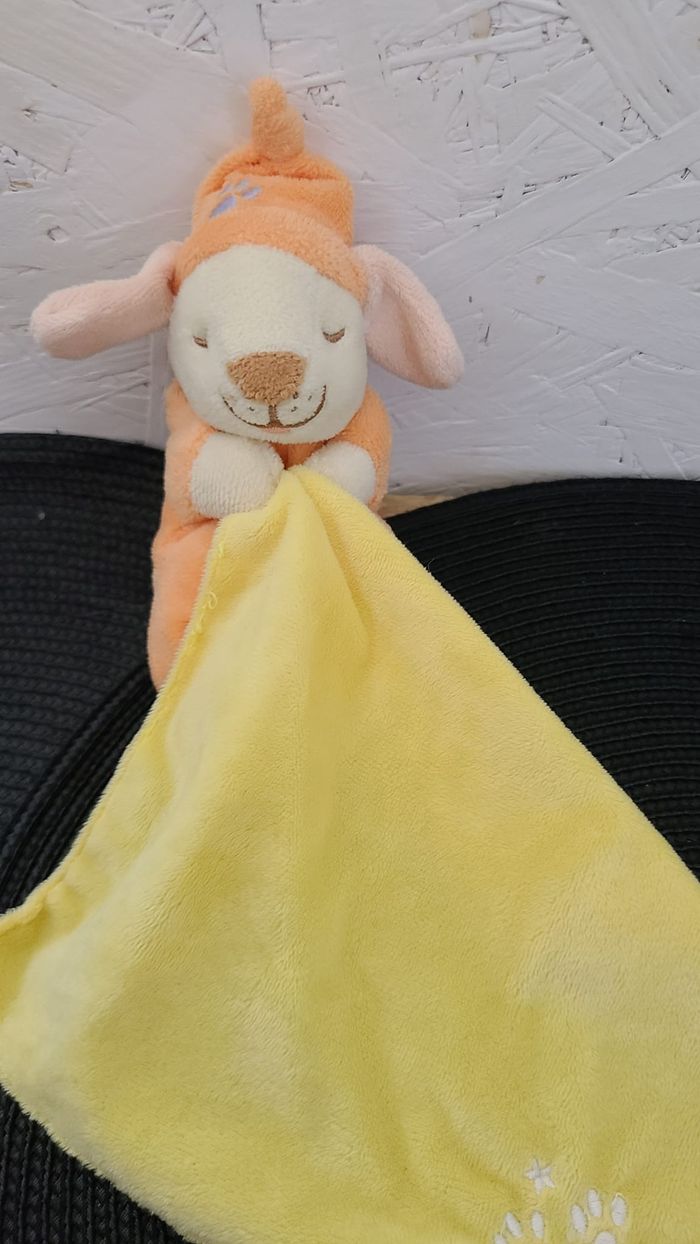 Doudou Lapin chien orange mouchoir jaune Kimbaloo - photo numéro 2