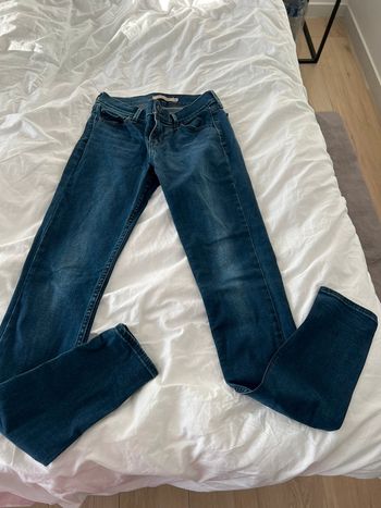 Jeans levis 710 taille 26