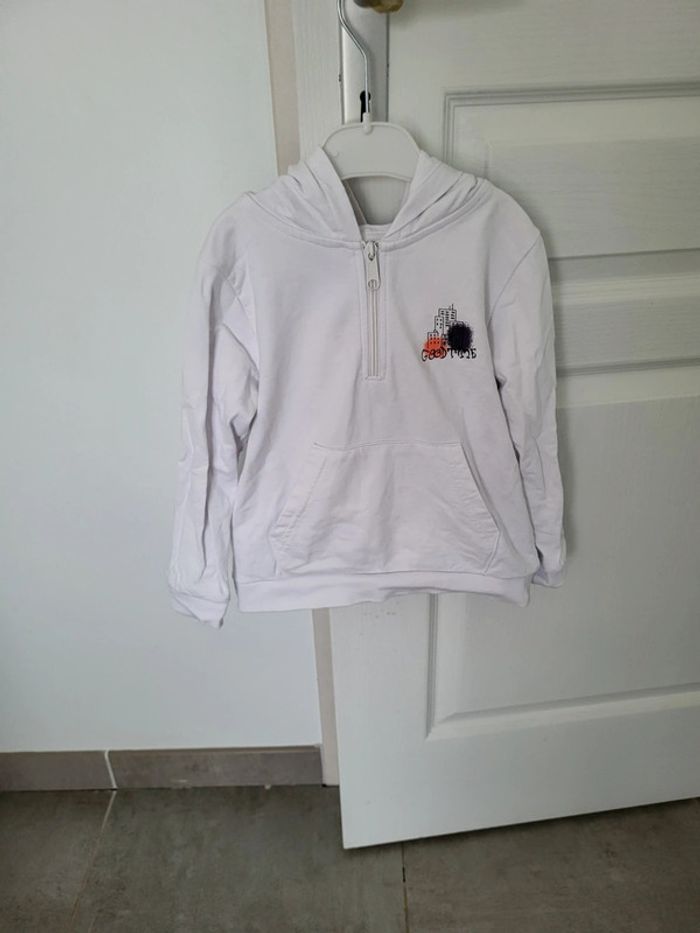 Sweat à capuche garçon blanc mi saison neuf 5 ans