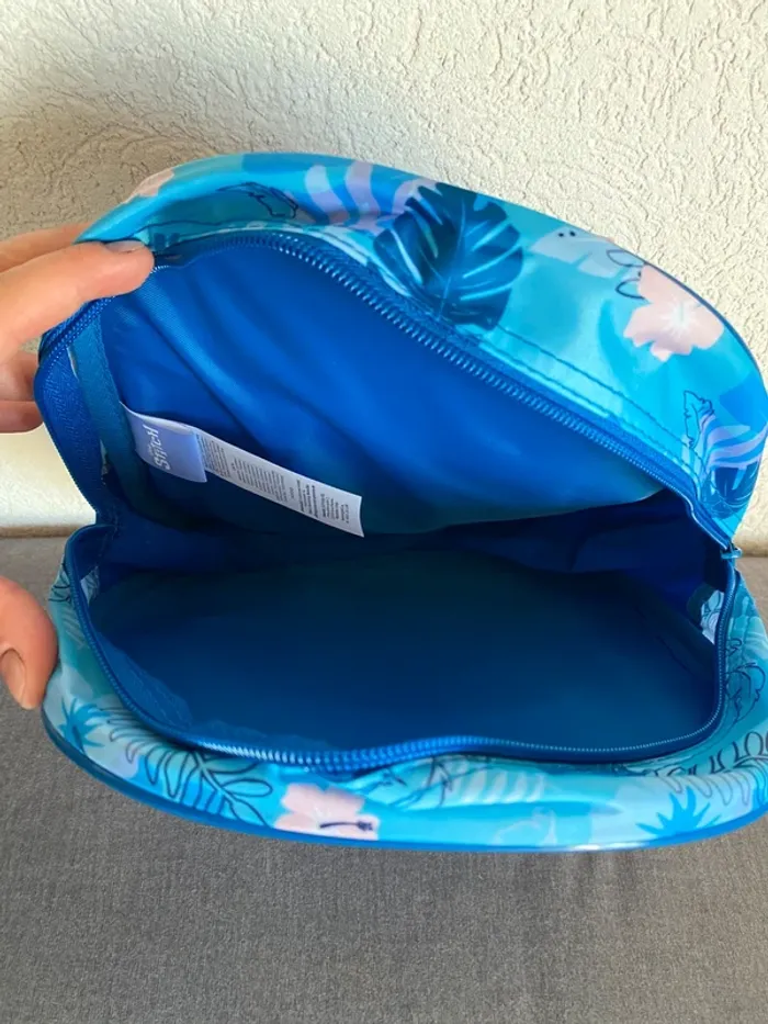 🎒 Sac à dos Stitch Disney en reliefs – Bleu & Rose - photo numéro 3