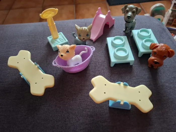 Lot jouet figurine animaux chien et chat