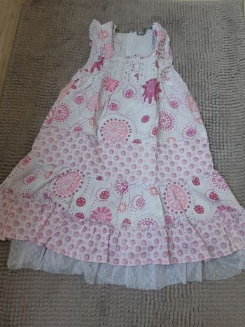 Robe Vinyl fraise 4 ans