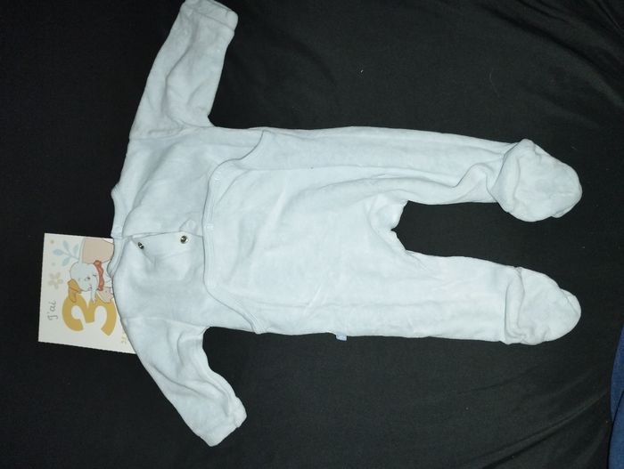 Pyjama 3 mois Mickey - photo numéro 2
