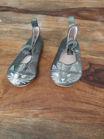 Chaussures fille taille 19