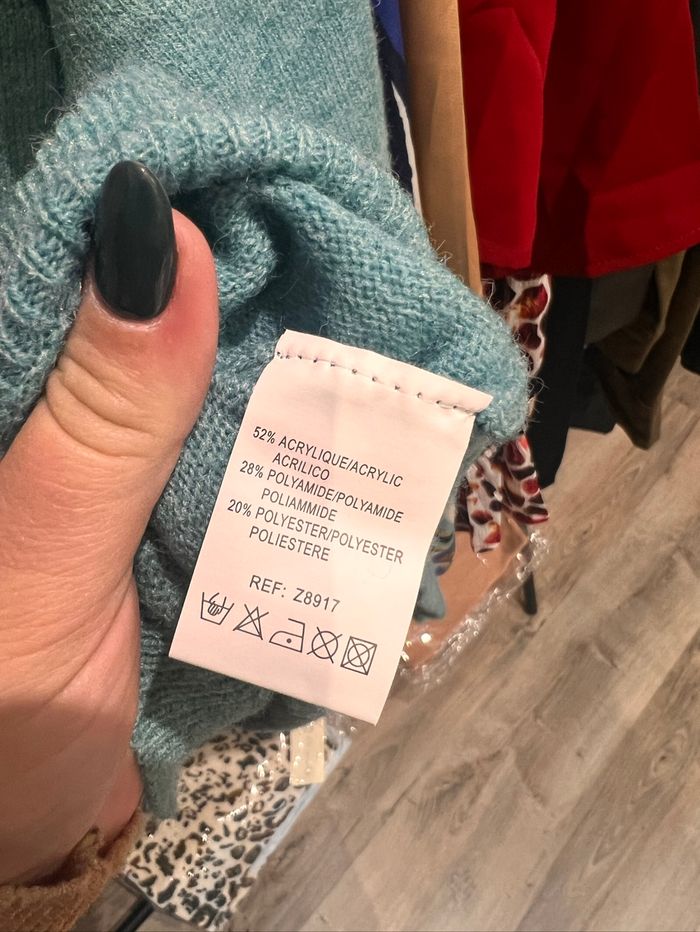 Pull hiver bleu neuf - photo numéro 3