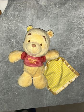 Peluche Winnie l’ourson