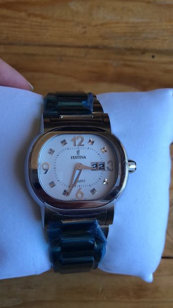 Montre festina neuve