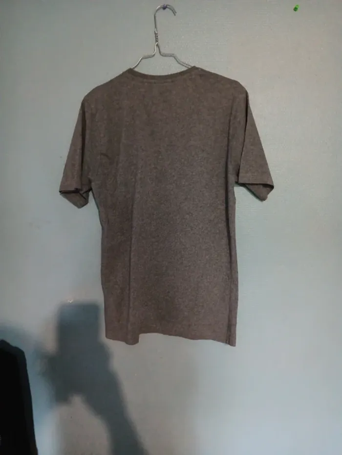 Tee-shirt - photo numéro 2