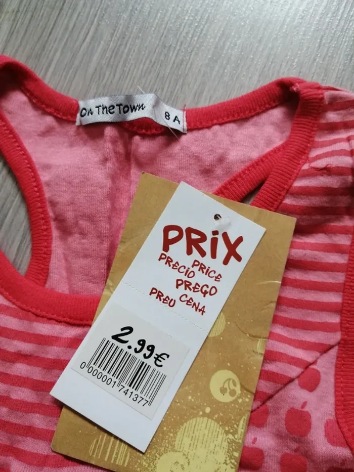 Débardeur rose et rouge avec motifs pomme / on the town / (8ans) - photo numéro 3
