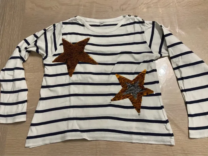 Lot de deux. T-shirts manches longues 10 ans. - photo numéro 5