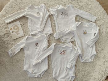 Lot 5 bodies 9 mois in Extenso 