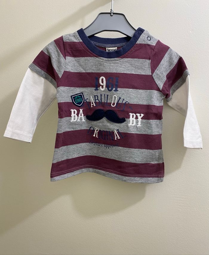 T-shirt manches longues gris bordeaux blanc moustache bébé garçon 12 mois Tape à l’œil