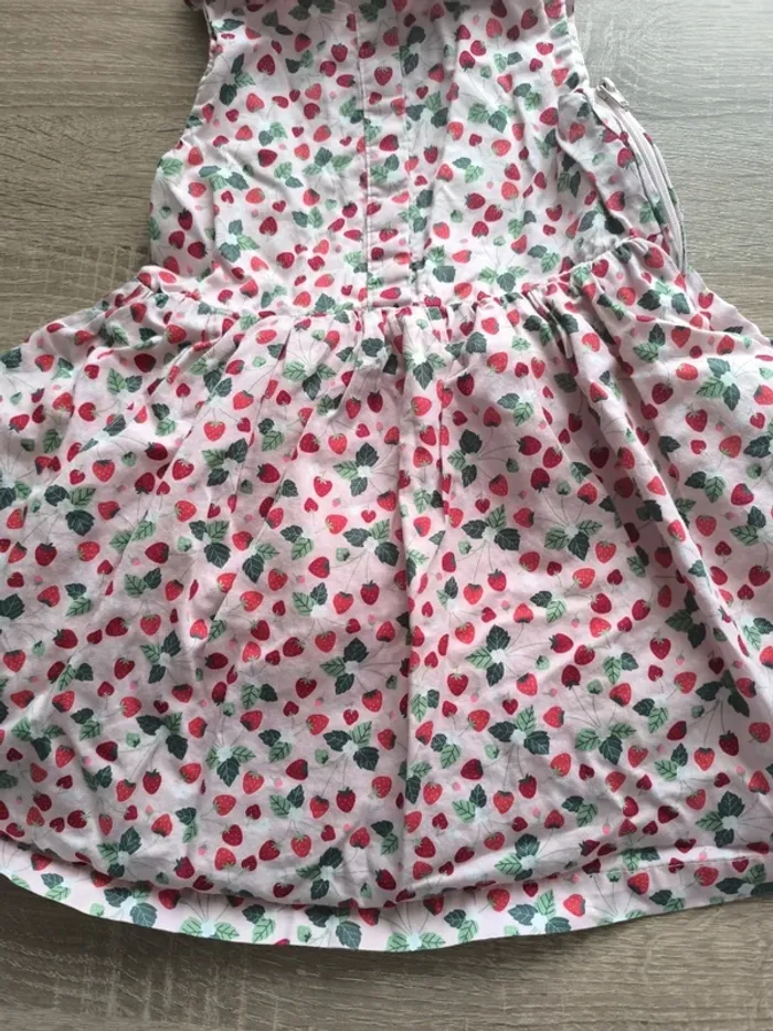Robe thème fraise col sergent major 4 ans - photo numéro 5