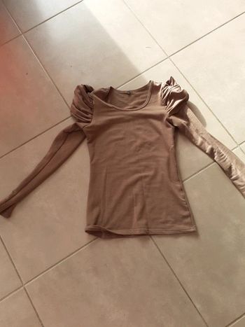 Haut avec épaulettes s/m