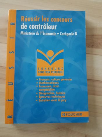 Livre préparation  concours de contrôleur  Catégorie  B Économie