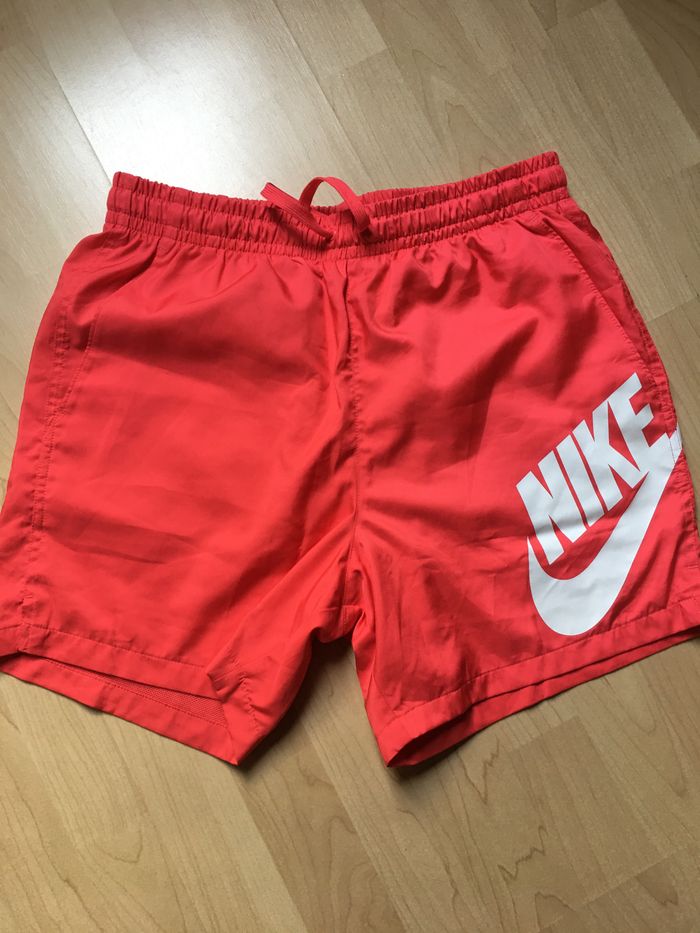 Short Nike