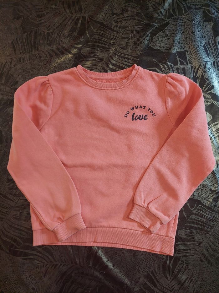 Lot 3 sweats