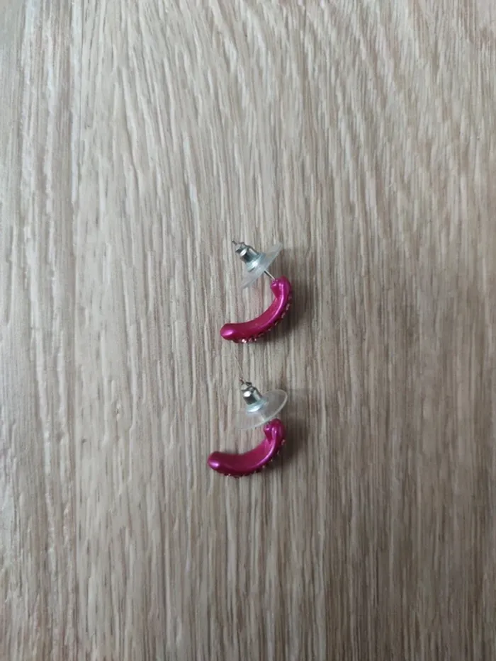 Boucles d'oreilles neuves - photo numéro 2