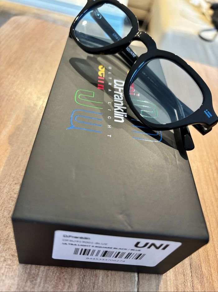 Lunettes de soleil  unisexe - photo numéro 5