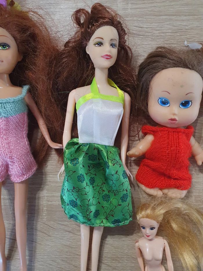 Lot poupées - photo numéro 3