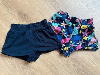 2 shorts fille 4 ans été