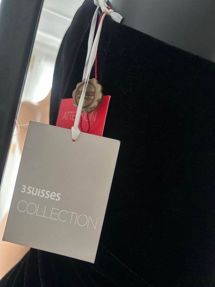 Robe noire asymétrique neuve - photo numéro 2