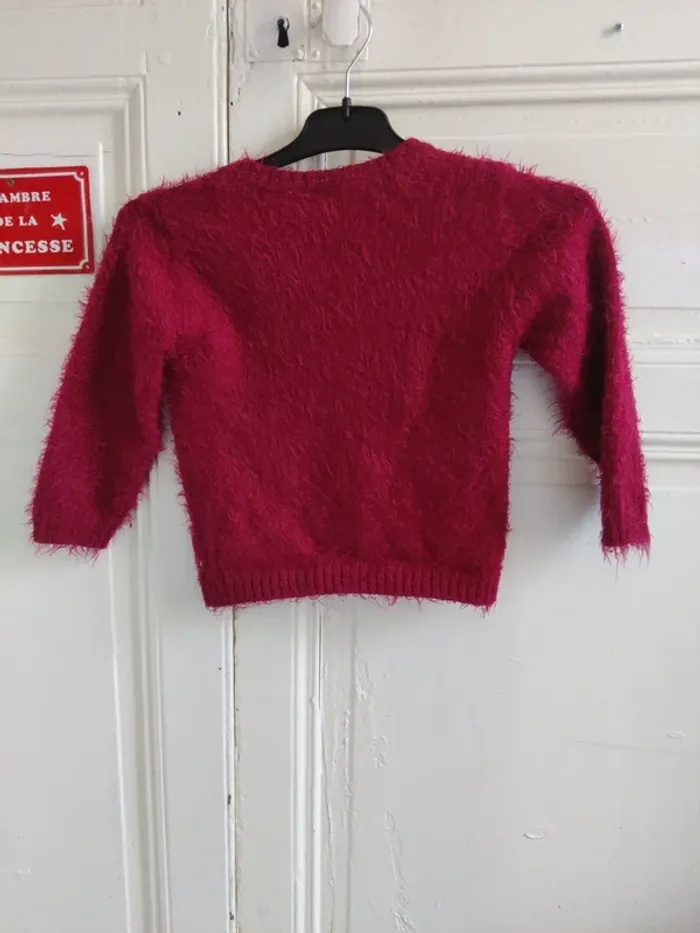 Pull bordeau rouge 4 ans - photo numéro 8