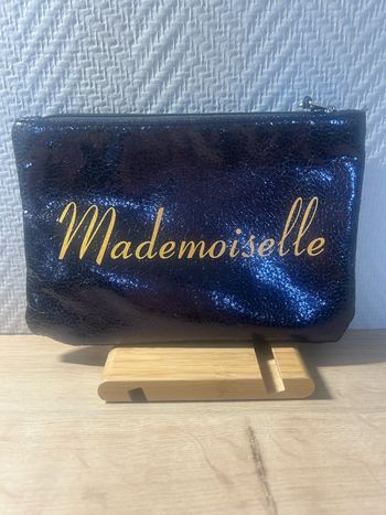 Pochette mademoiselle