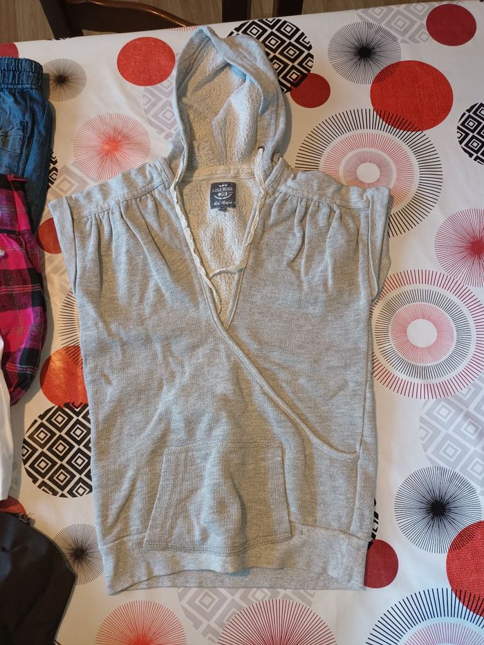 Lot 11 vêtements 👧 taille 6 ans - photo numéro 3