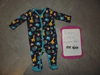 pyjama très épais DPAM taille 9 mois