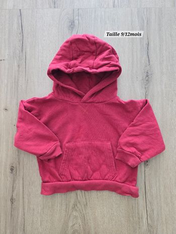 Sweat rouge - Taille 9/12mois - Primark