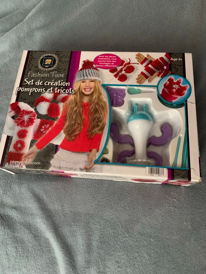 Set de création pompons et tricots