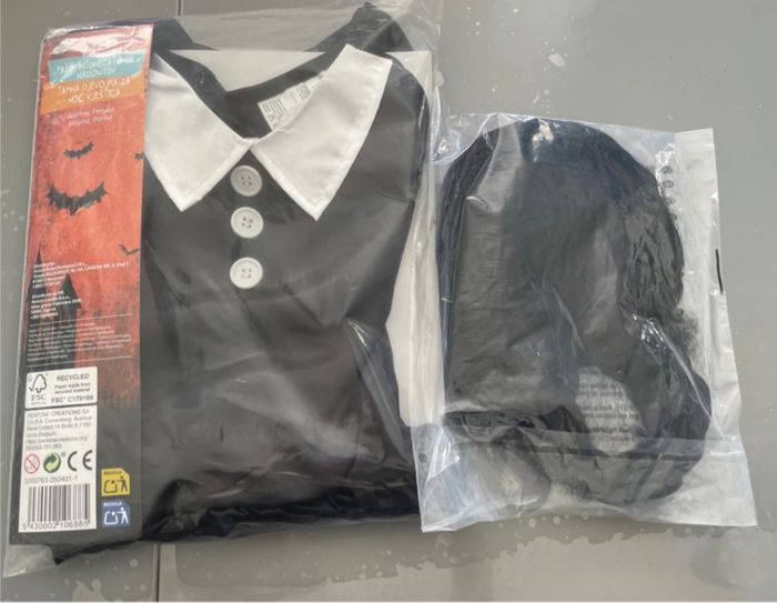 Déguisement : robe et perruque Mercredi Addams T 7-9 ans - photo numéro 3