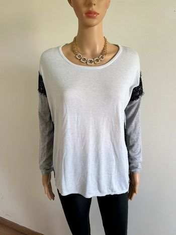 Pull blanc et gris Kaporal taille S état satisfaisant