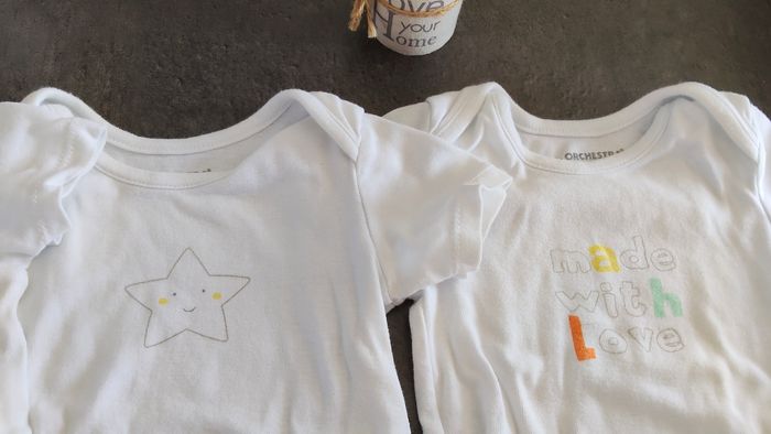 Lot 7 bodies manches courtes + 1 offert 36 mois  (98cm) - photo numéro 4