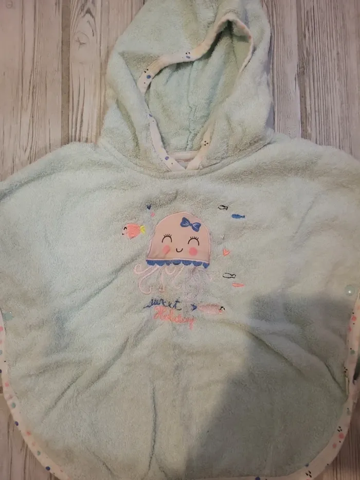 Poncho bébé 18/24 mois - photo numéro 2