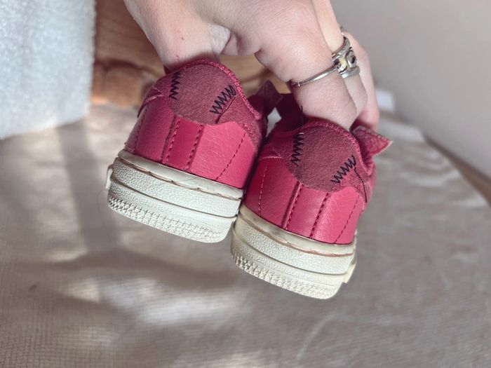 Baskets Nike air force 1 rose framboise taille 21 - photo numéro 5