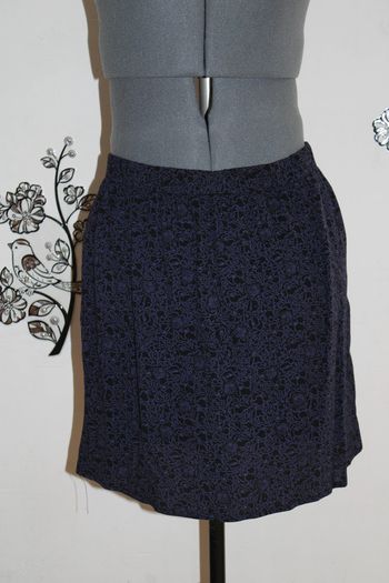 🖤 Élégante jupe noire à motifs Marie Sixtine, taille M, en parfait état ! 🖤
