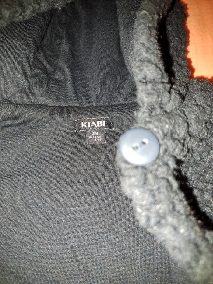 Veste sans manches taille 3 mois - photo numéro 2