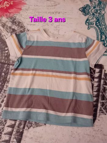 Tee-shirt à rayures en 3 ans