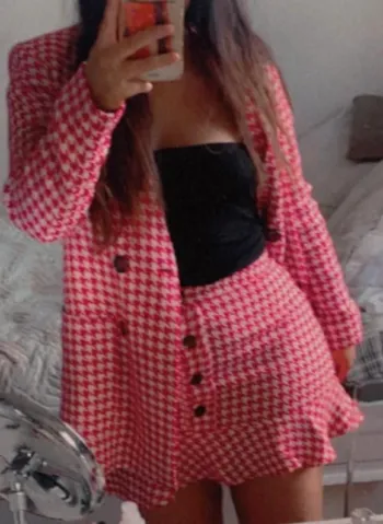 Veste Blazer tweed taille M Zara Vichy carreaux et jupe taille M. comme neuf. Valeur plus de  100€