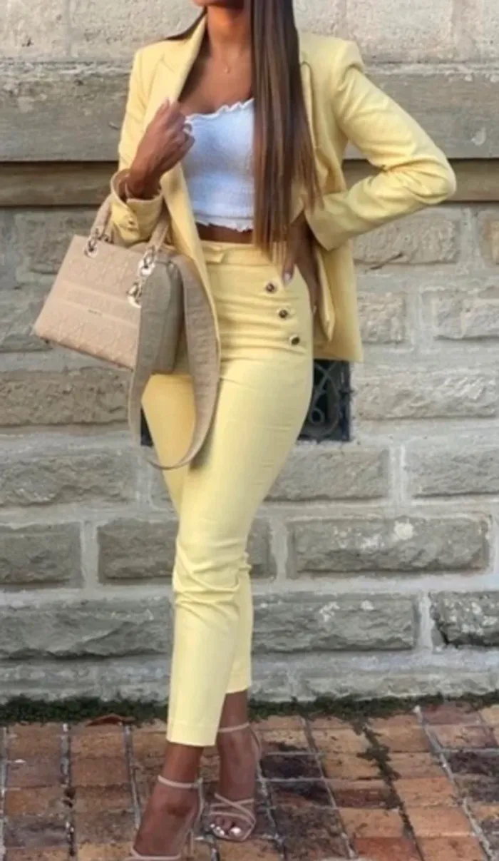 Ensemble Tailleur Jaune pâle Zara Veste Blazer + Pantalon XS/S 💛 - photo numéro 3