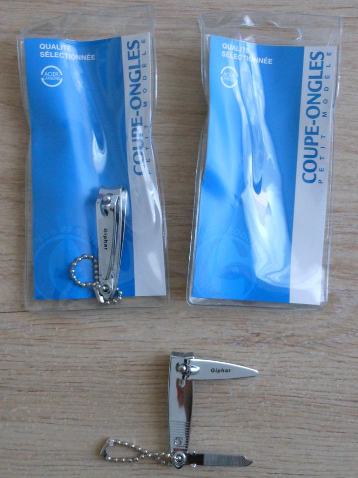 💄 Lot Giphar neuf de Pince à épiler + Coupe-ongles petit et grand modèle 🪞 - photo numéro 2