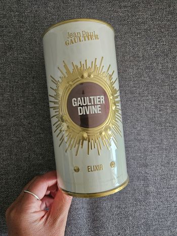 Parfum jean paul gaultier divine 50 ml neuf
Sous blister