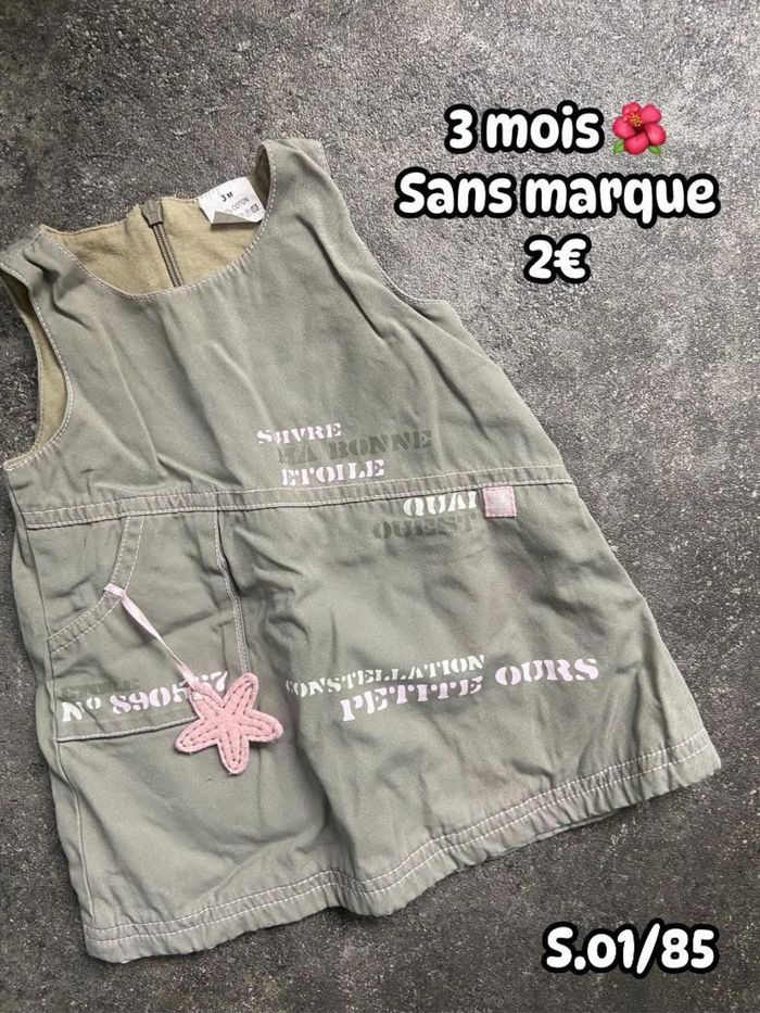 Robe 🌺 3 mois 🌺 Sans marque