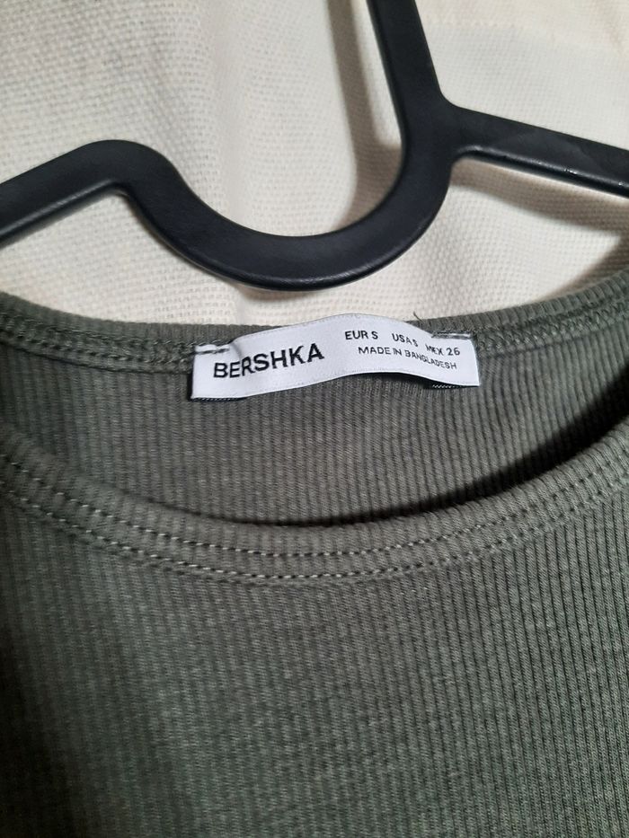 T shirt bershka - photo numéro 2