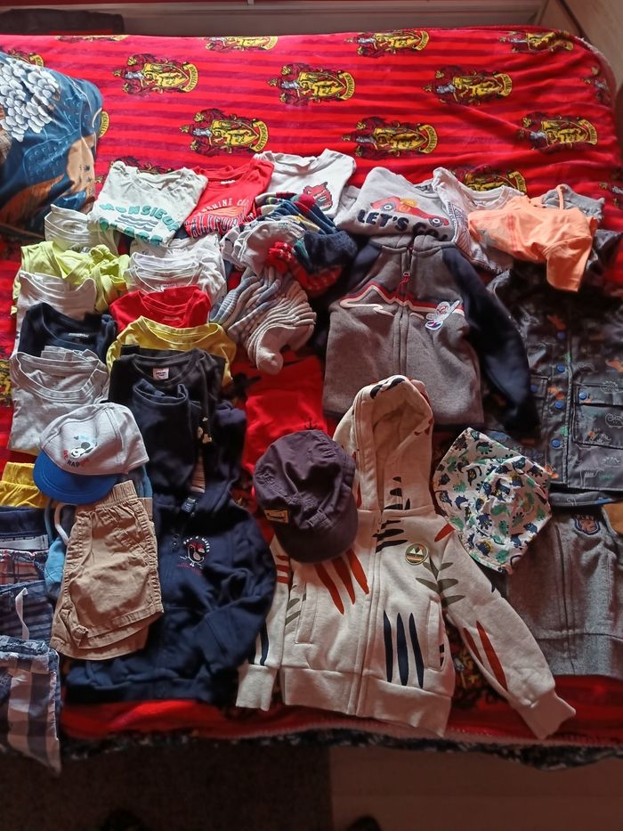 Gros lot vêtements  24/36 - photo numéro 2