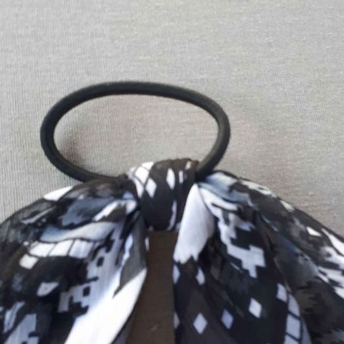 élastique avec tissu noir et blanc - photo numéro 4