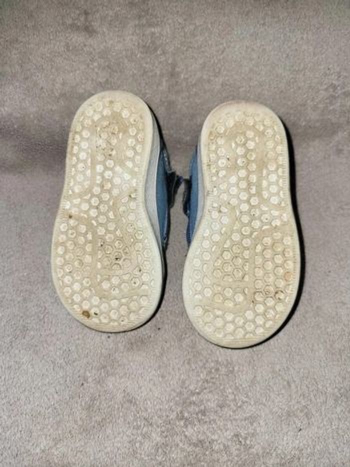 Chaussures bébé 21 - photo numéro 7
