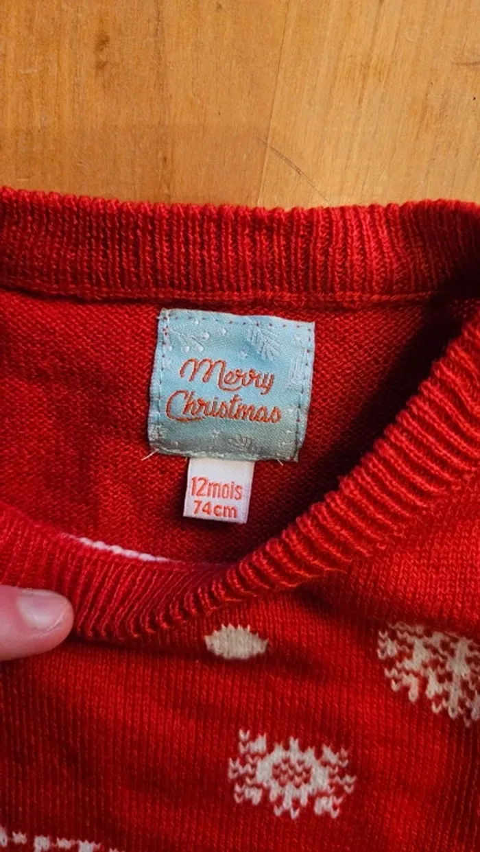 Pull Noël 12 mois - photo numéro 2